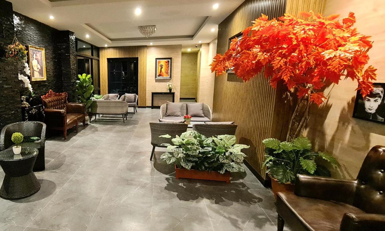 The Room Boutique Hotel Sakon Nakhon Exterior photo